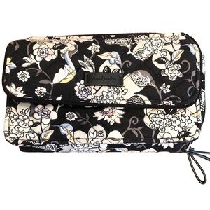 Vera Bradley, RFID Card Case, Floral, Black/White/Pink, 6.5”x4”x1.5”